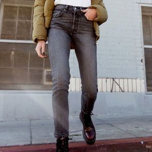 Levi’s Wedgie Fit High Rise Straight Leg Ankle Jeans Coal Black Gray Denim 26